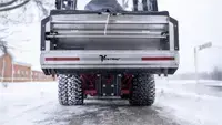 SA252 Drop Spreader
